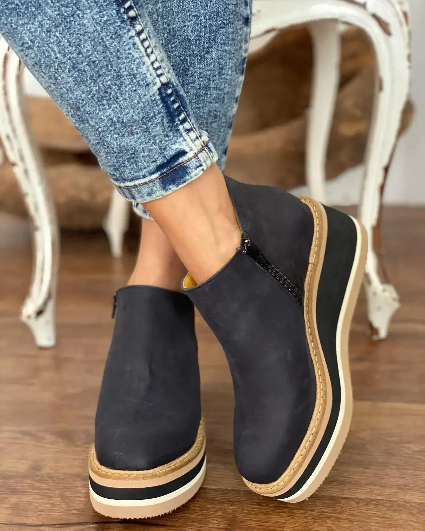 COZOK Retro Wedge Ankle Boots – Style & Comfort in Every Step