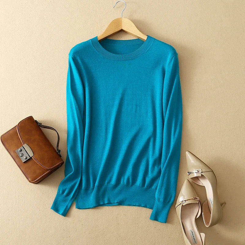 Slim Fit Knit Sweater – Style for Fall/Winter 2025