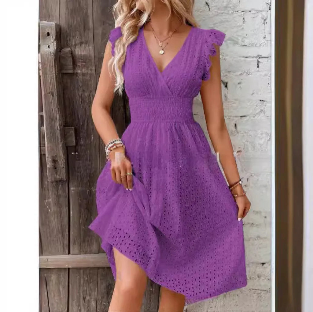 🌴 Chic Summer Lace Dress – Light, Breezy & Beautifully Feminine
