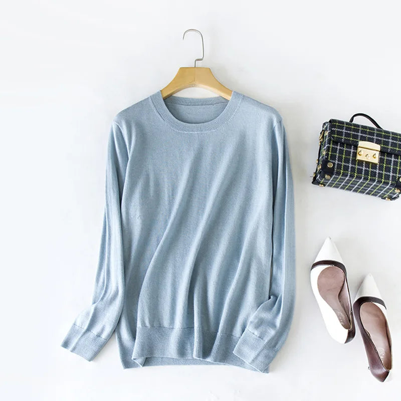 Slim Fit Knit Sweater – Style for Fall/Winter 2025