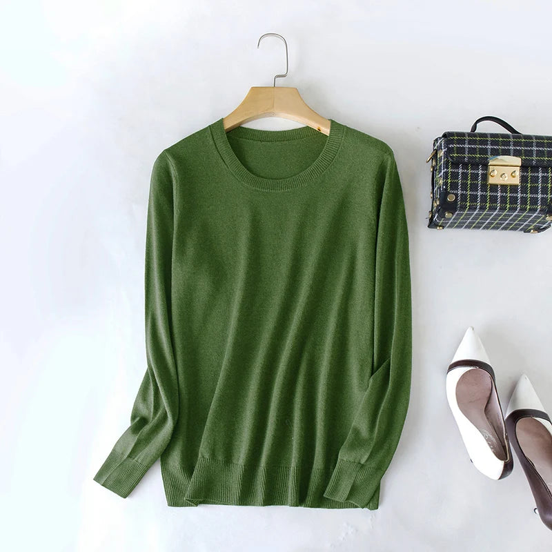 Slim Fit Knit Sweater – Style for Fall/Winter 2025