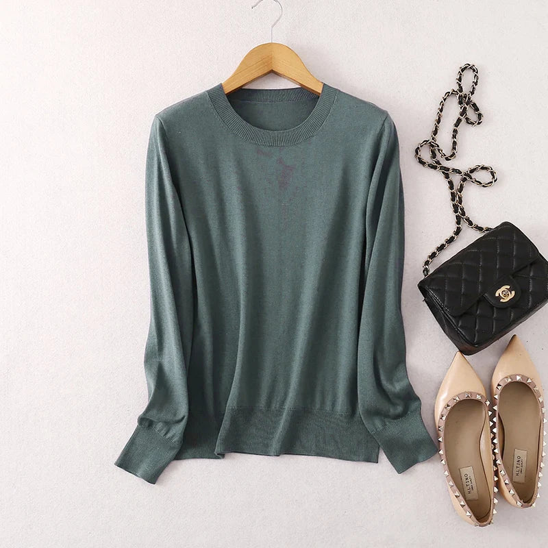 Slim Fit Knit Sweater – Style for Fall/Winter 2025