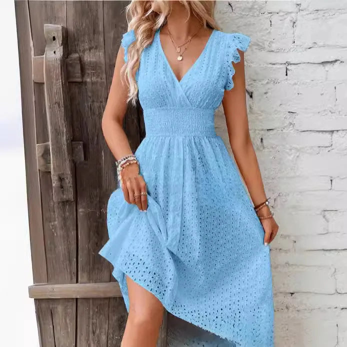 🌴 Chic Summer Lace Dress – Light, Breezy & Beautifully Feminine