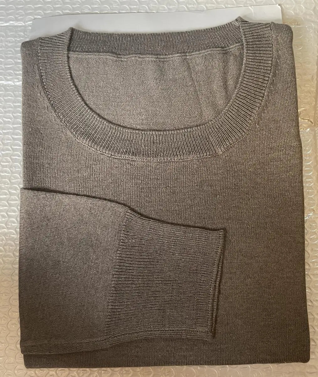 Slim Fit Knit Sweater – Style for Fall/Winter 2025