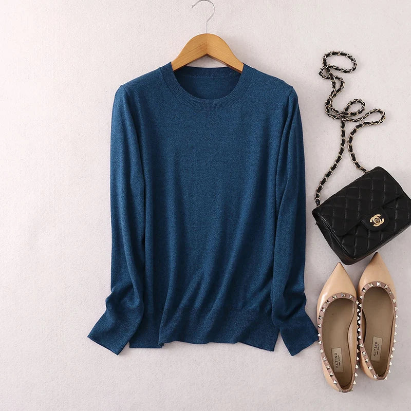 Slim Fit Knit Sweater – Style for Fall/Winter 2025
